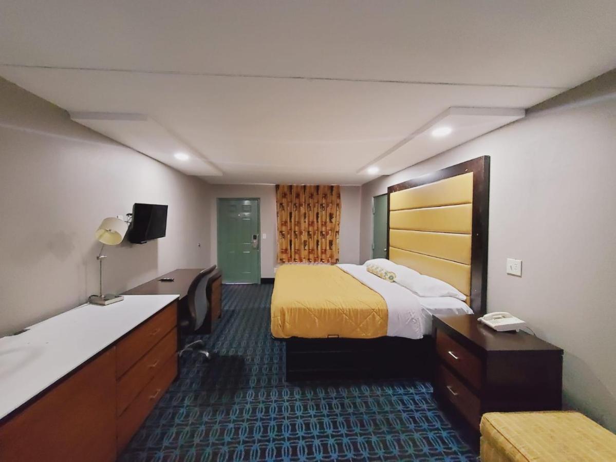 Scottish Inns & Suites สปริงเดล ภายนอก รูปภาพ