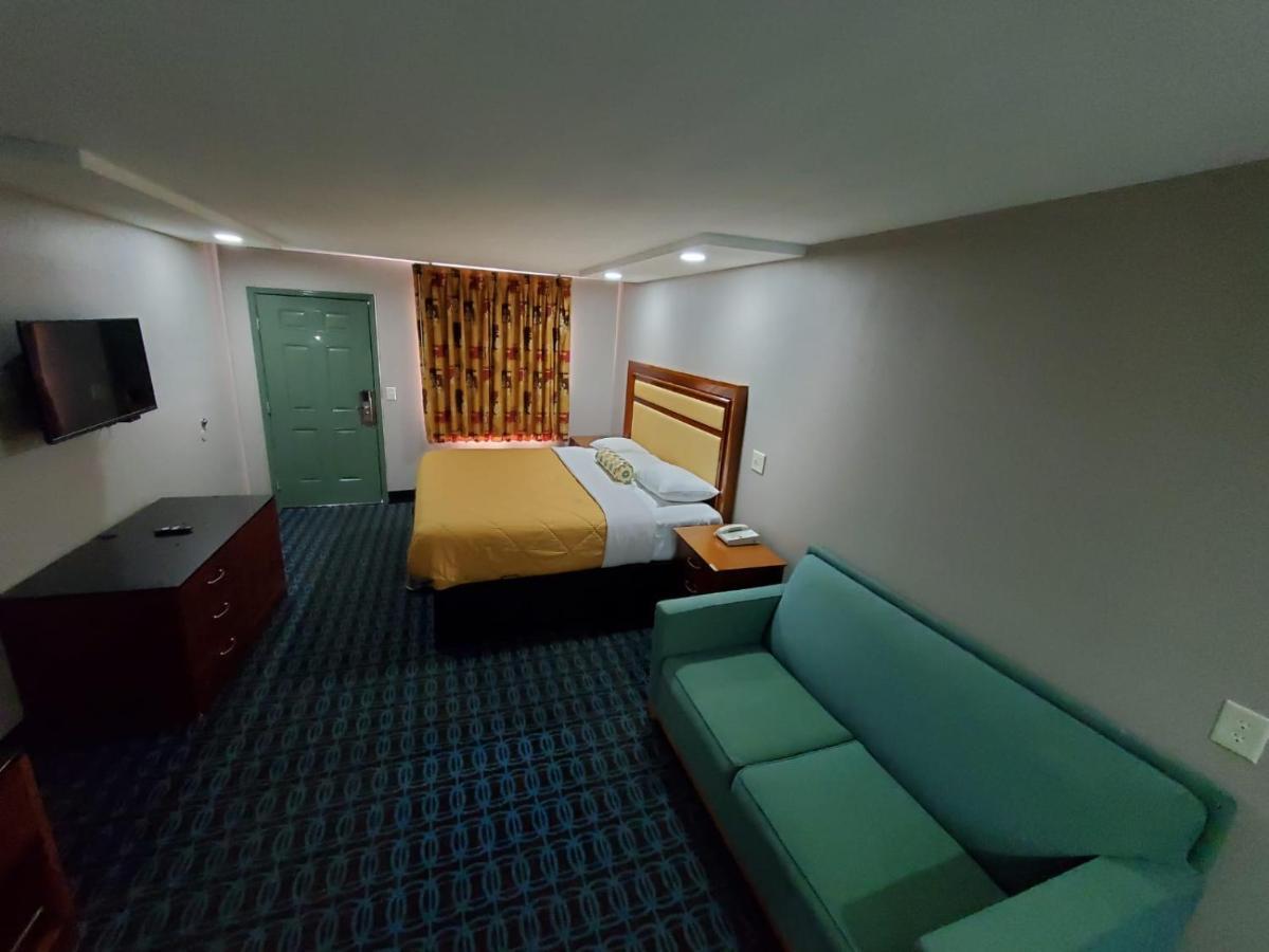 Scottish Inns & Suites สปริงเดล ภายนอก รูปภาพ